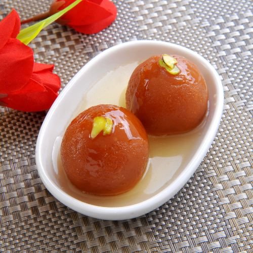 Hot Gulab Jamun (4 pcs)